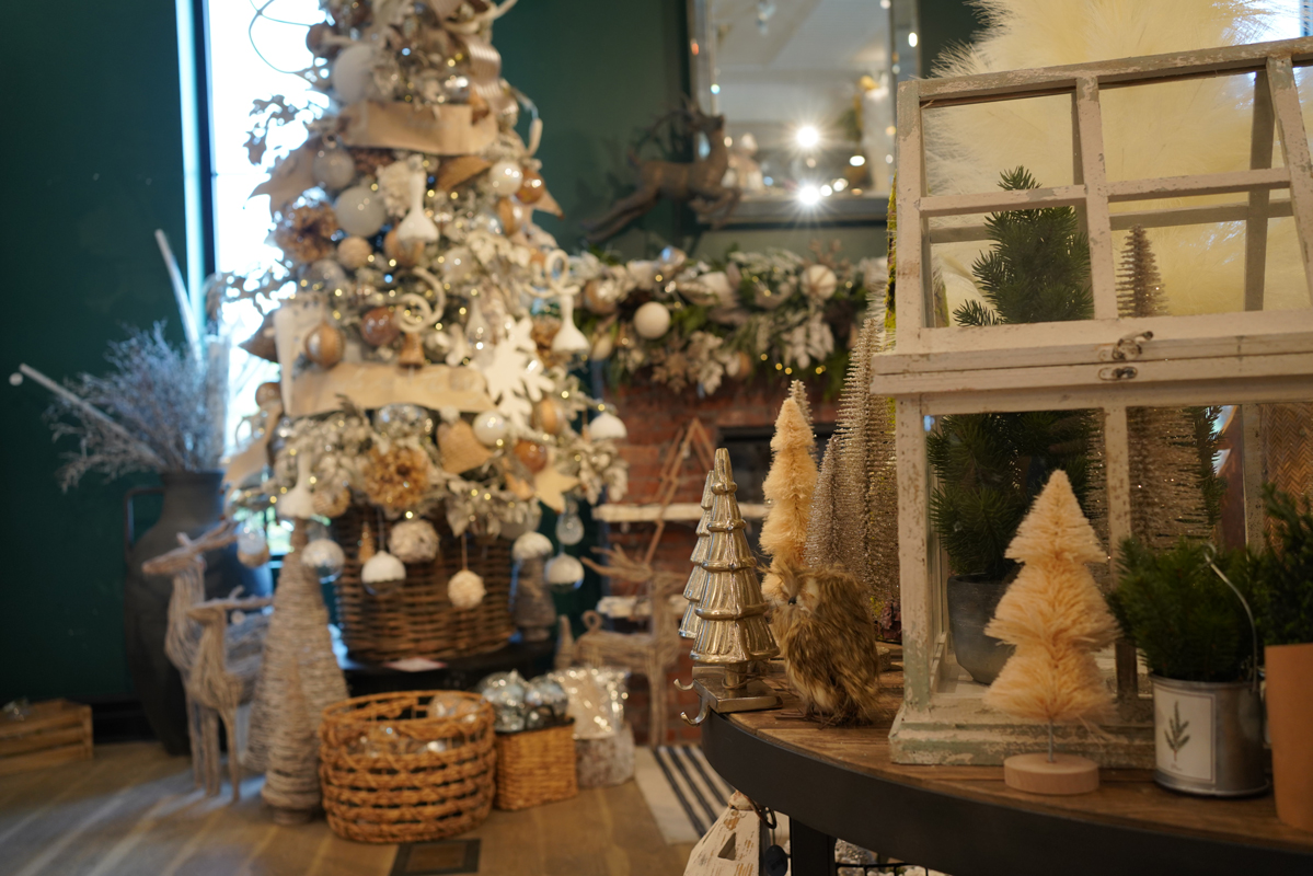 Madisonville Christmas Company.