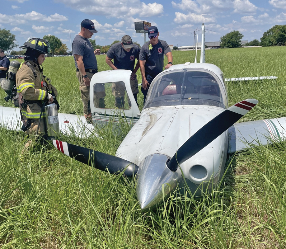 Waxahachie Fire-Rescue responded to the scene of a  small airplane emergency landing in a grassy area in Waxahachie late last week.