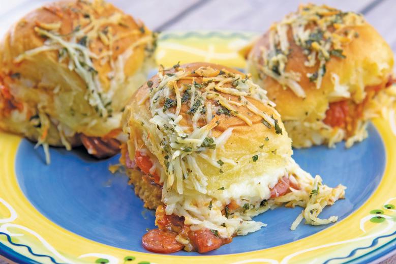 Pepperoni Pizza Sliders