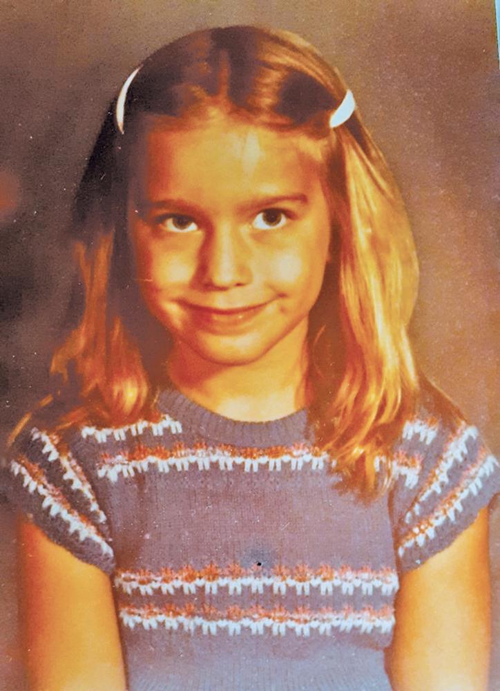 In October of 1979, 7-year-old Elizabeth Lynne Barclay was walking down the street in the area of 2900 West Northwest Highway Dallas, Texas when witnesses described that she was abducted and struck multiple times by a black male driving a dark colored vehicle possibly a 2-door Buick.