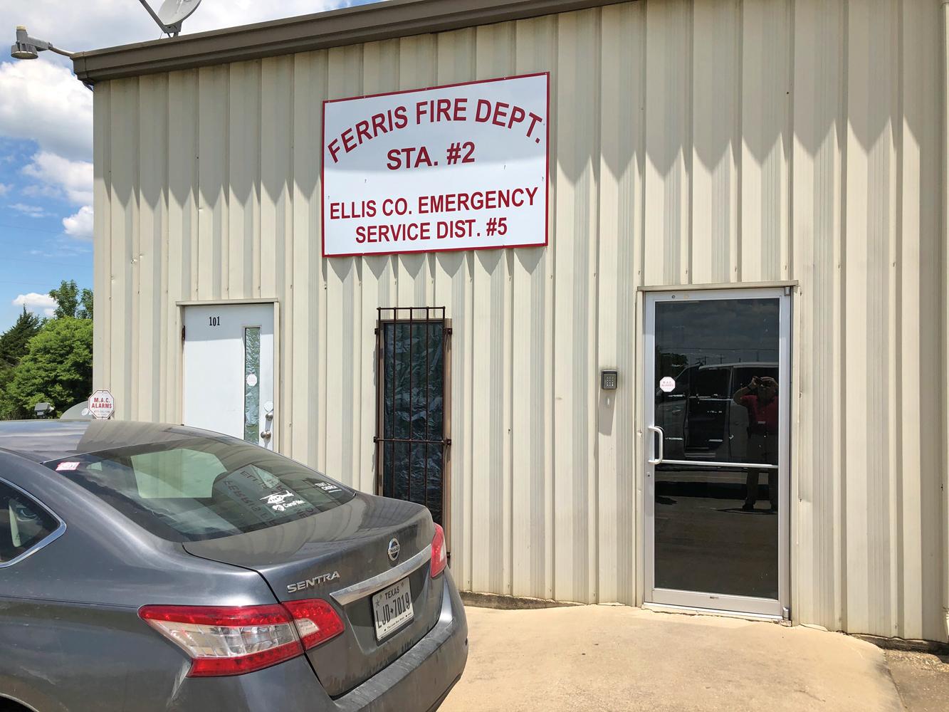  The Ellis County ESD #5 meeting was canceled Monday for failure to post the meeting agenda required by state law. 