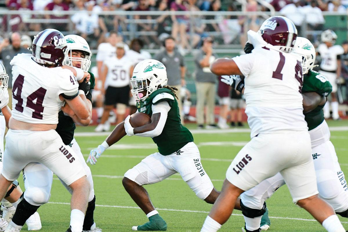 Running Back Wade Lemons (2) rushed for 127 yards and three touchdowns in Waxahachie’s win over Ennis in the 103rd “Battle of 287.” Photo by Fred Phipps.