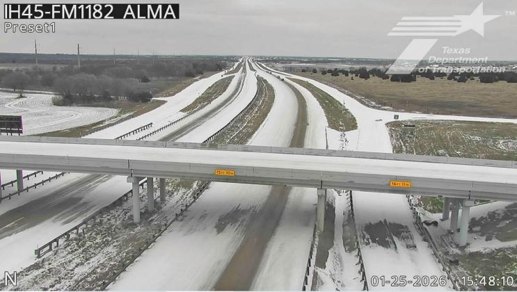 TxDot camera recorded IH-45 at FM 1182 in Alma looking north. Photo submitted by David Arnold.