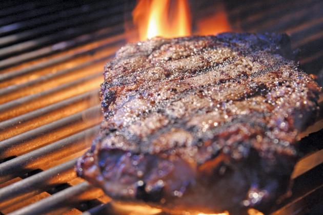 5 steps for sizzling steak. Photo courtesy of Getty Images