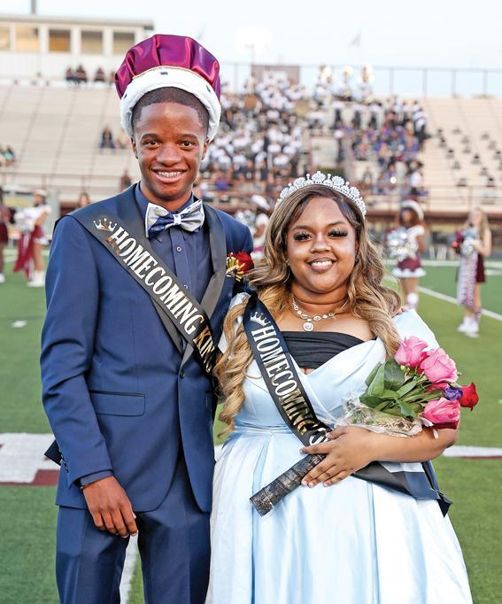 Homecoming King Durrell Collins &amp; Queen Mariana Traylor.