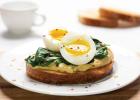 Hummus Toast with Soft-Boiled Egg and Spinach